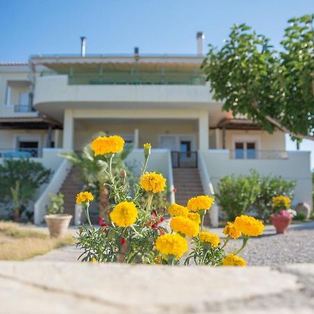 Ferienwohnung Ktima Develekou Pigadhia  Exterior foto