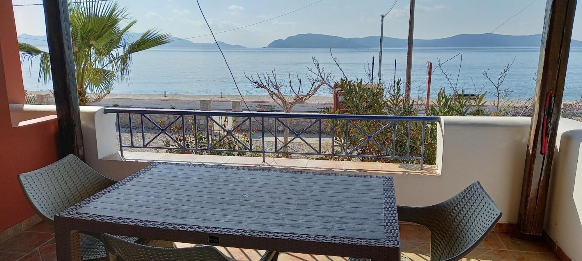 Ferienwohnung Ktima Develekou Pigadhia  Exterior foto