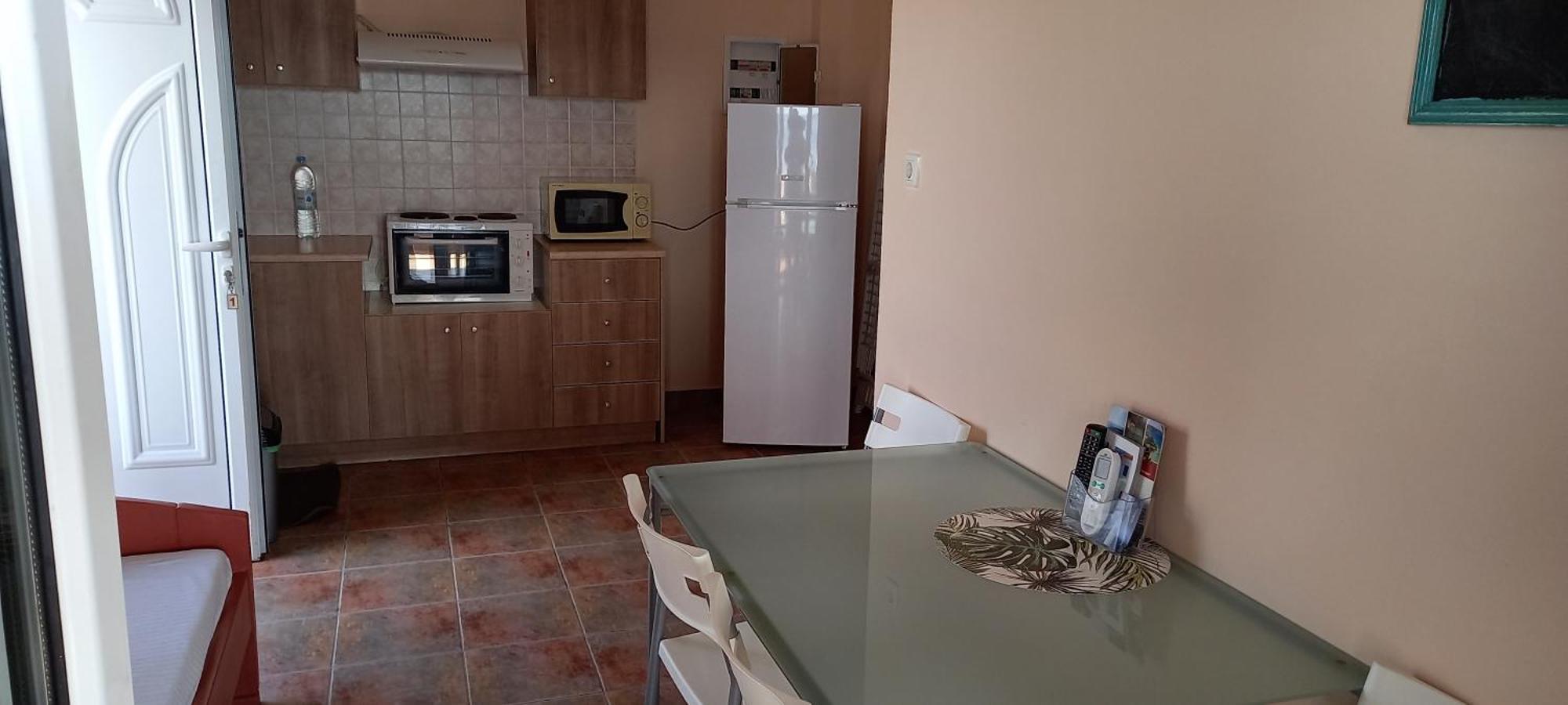 Ferienwohnung Ktima Develekou Pigadhia  Exterior foto