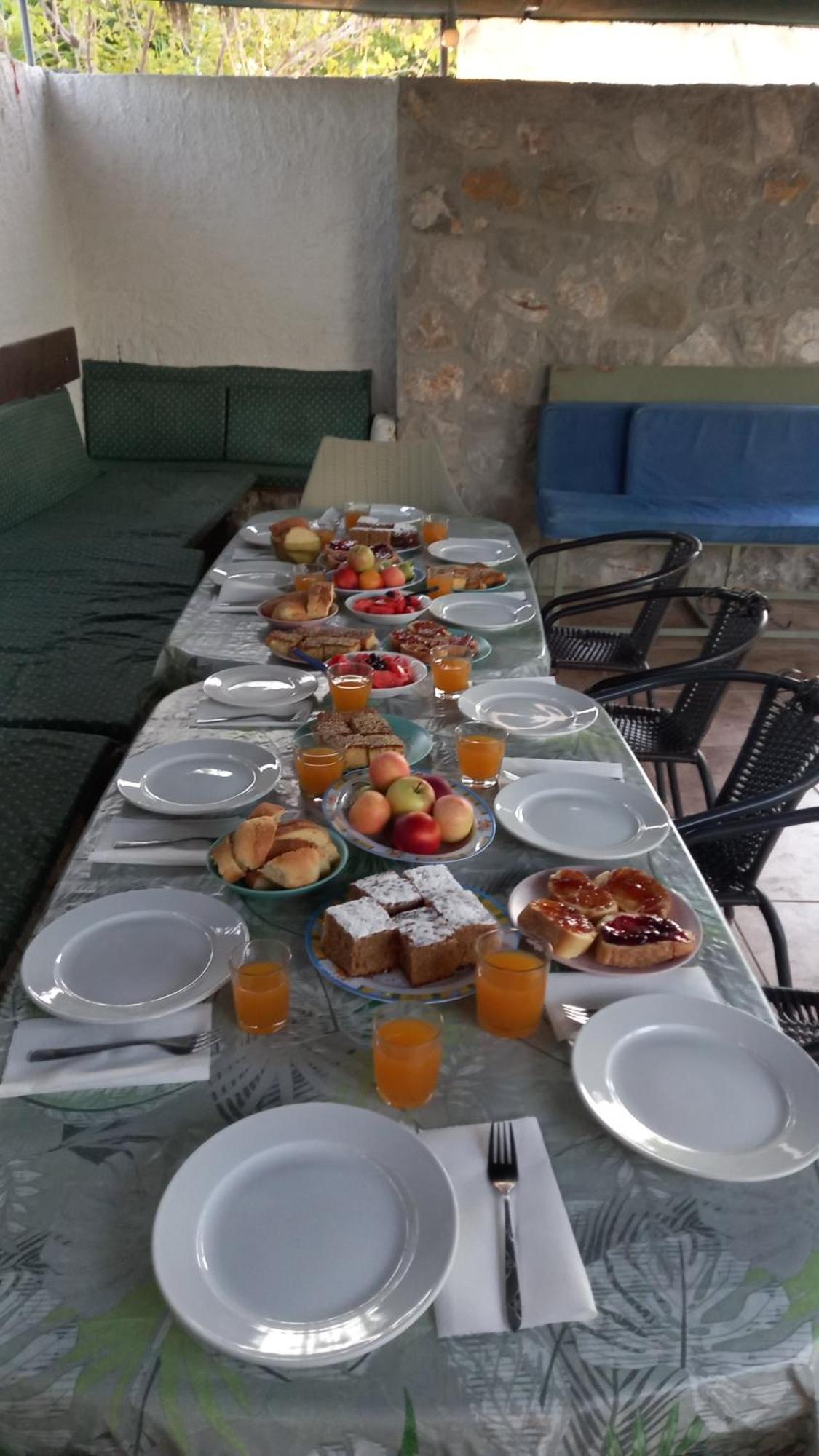 Ferienwohnung Ktima Develekou Pigadhia  Exterior foto