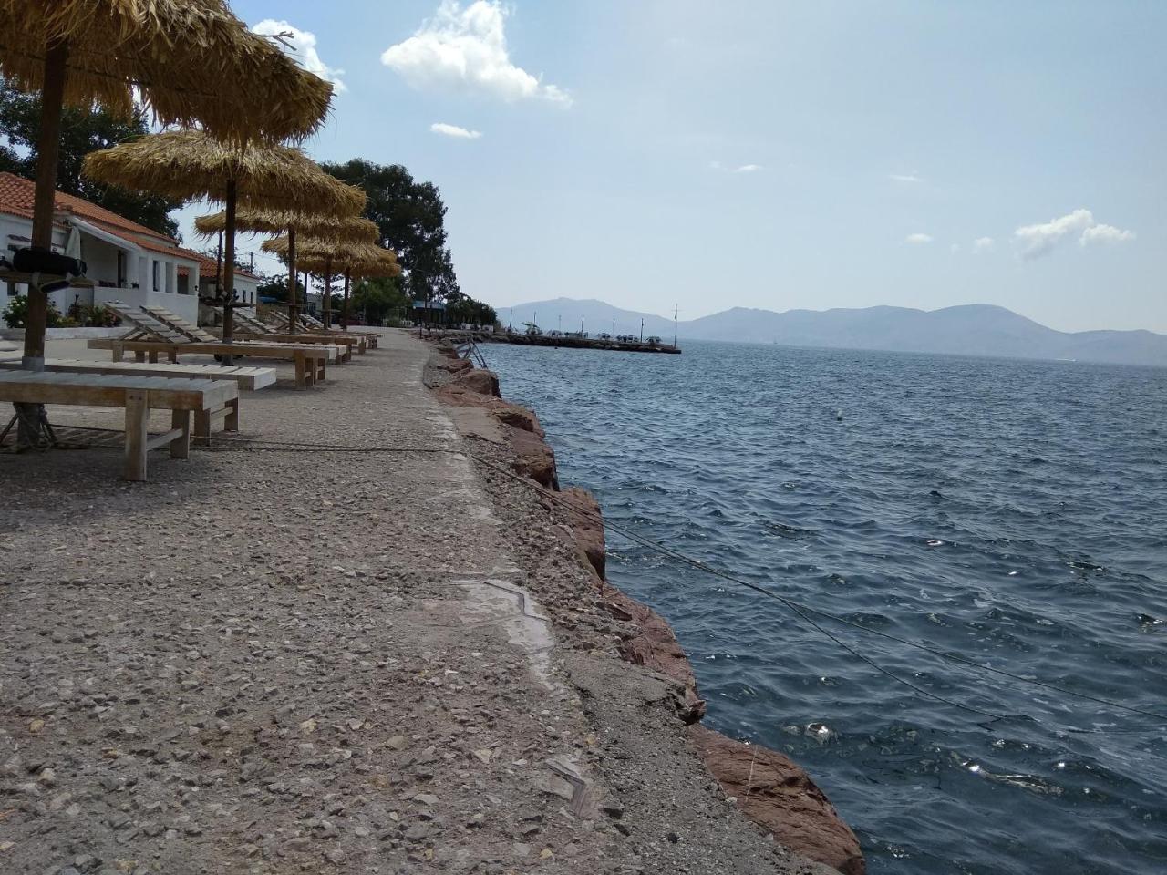 Ferienwohnung Ktima Develekou Pigadhia  Exterior foto